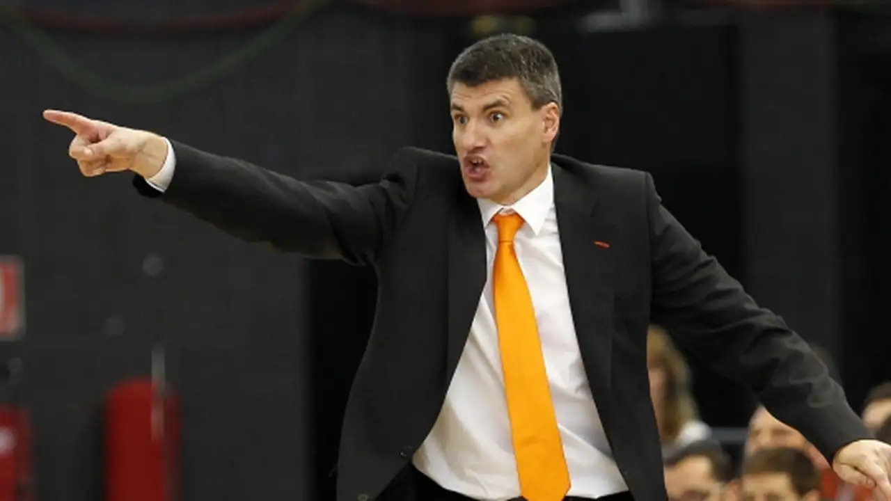 Valencia renueva a Perasovic; Luis Casimiro sustituye a Chus Mateo en Fuenlabrada