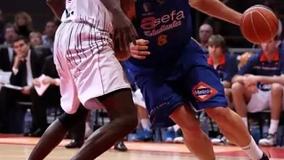 Eurocup Last16: Cajasol y Estudiantes empiezan con victoria. GC 2014 cae desmitificando al Unics Kazan. La muñeca de Mike Scott le vale el MVP