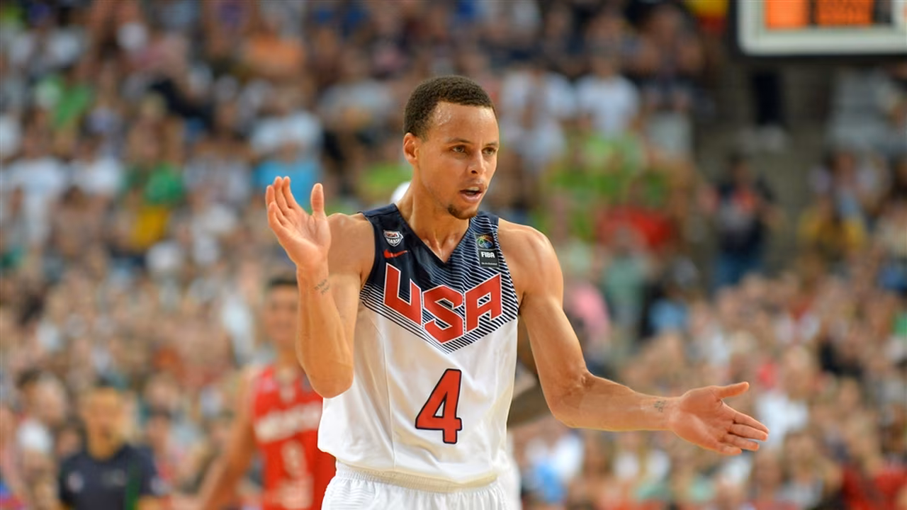 Va de récords: los Warriors 11 victorias consecutivas y los Knicks 4-16 de balance