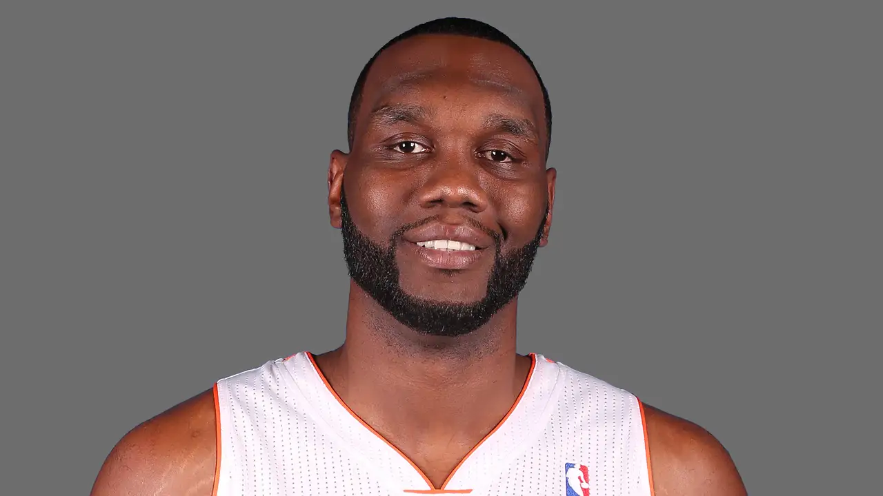 La NBA suspende a Al Jefferson por violar el programa anti-droga