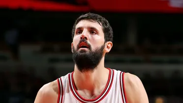 Nikola Mirotic: “Mis compañeros no me ven como un rookie. Me respetan y creen en mí”