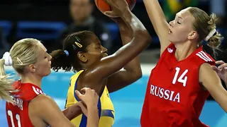 La brasileña Alessandra Santos llega al Ros Casares