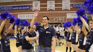 Guillermo Arenas continuará al frente de Oviedo Baloncesto