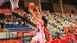 #U17F Fase de grupos (J1): España debuta con una trabajada victoria ante Portugal (59-51)