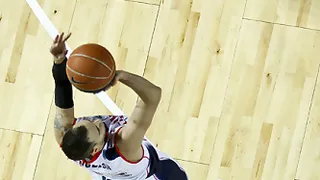 English y Vasileiadis, los elegidos para reforzar la línea exterior de Bizkaia Bilbao Basket