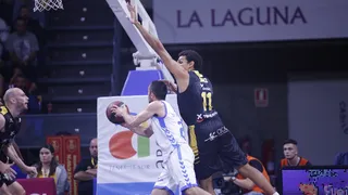 San Pablo Burgos se lleva la victoria de La Laguna (83-88)