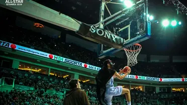 Jedi Osman y Darth Vader Korkmaz, mate de Star Wars; Kenny Gabriel, MVP del All Star turco