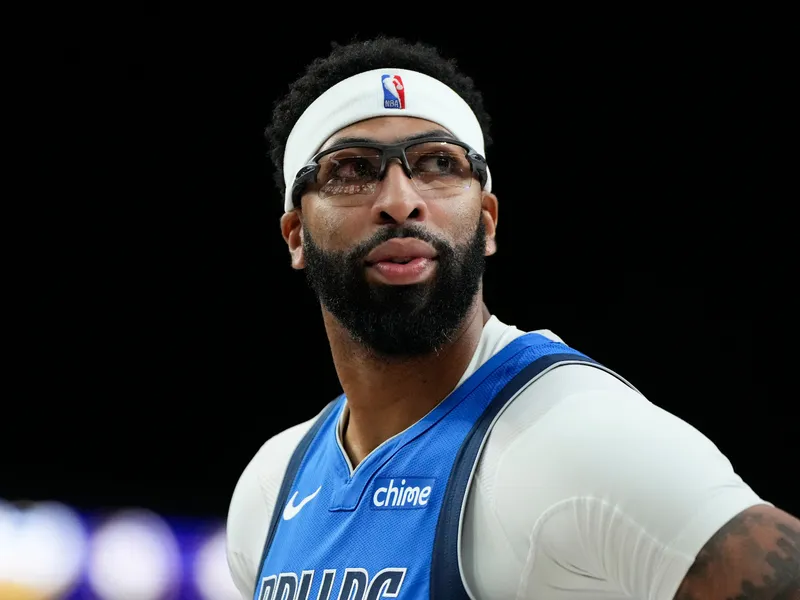 ¿La temporada de Anthony Davis terminada… salvo en caso de traspaso?