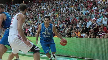 Preeuropeo: Épica remontada italiana que deja muy tocada a Turquía. Gortat se sale (27+21). Espectacular Georgia-Bosnia (103-107)