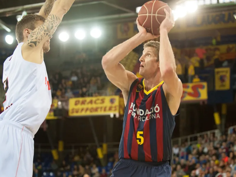Doellman le roba el espectáculo a De Colo con 5 puntos en los últimos segundos (100-98)