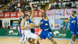 Ourense y Melilla arrasan en el debut. Valladolid y Coruña también convencen