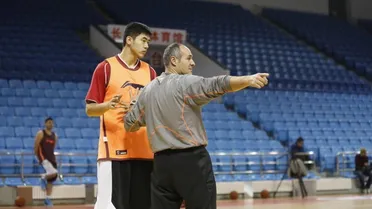 Curro Segura: “La CBA tiene como ejemplo la NBA y todo lo hacen para el espectáculo”