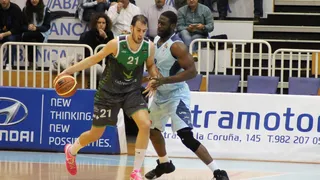 Serrano completa la plantilla del Palma. Zamora ficha por Palencia; Melilla renueva a Suka