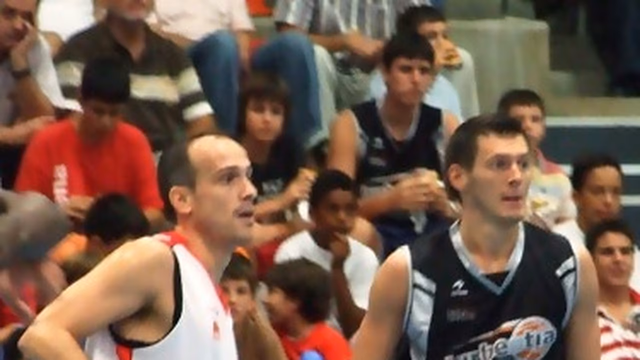 Janis Blums se estrena con la camiseta de iurbentia Bilbao Basket con una derrota frente a Ricoh Manresa