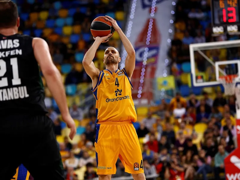 Defensa y espectáculo del Herbalife Gran Canaria ante un flojo Darussafaka (84-64)