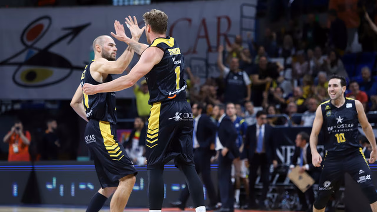 Iberostar Tenerife salva una victoria importante para playoffs ante Andorra (87-83)