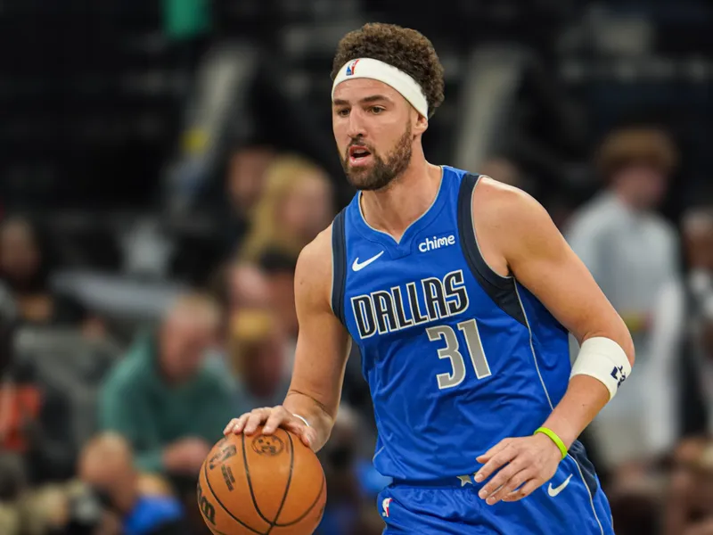 Los Lakers aparecen como posible destino para Klay Thompson