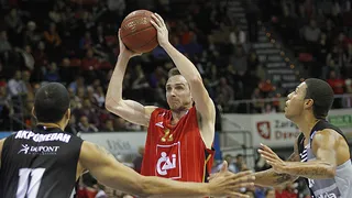 Cajasol hará frente a la lesión de Sastre con la adición de Alex Urtasun