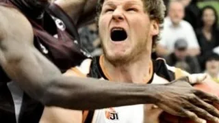 Liga alemana (J12): Ulm y Bamber se quedan sólos en cabeza. Frankfurt espera a Burtschi con los brazos abiertos