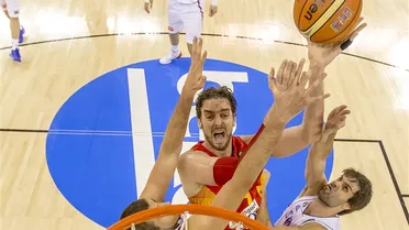 Grupo A (J5): España encandila a Granada. Francia sufre pero gana. Brasil, de récord