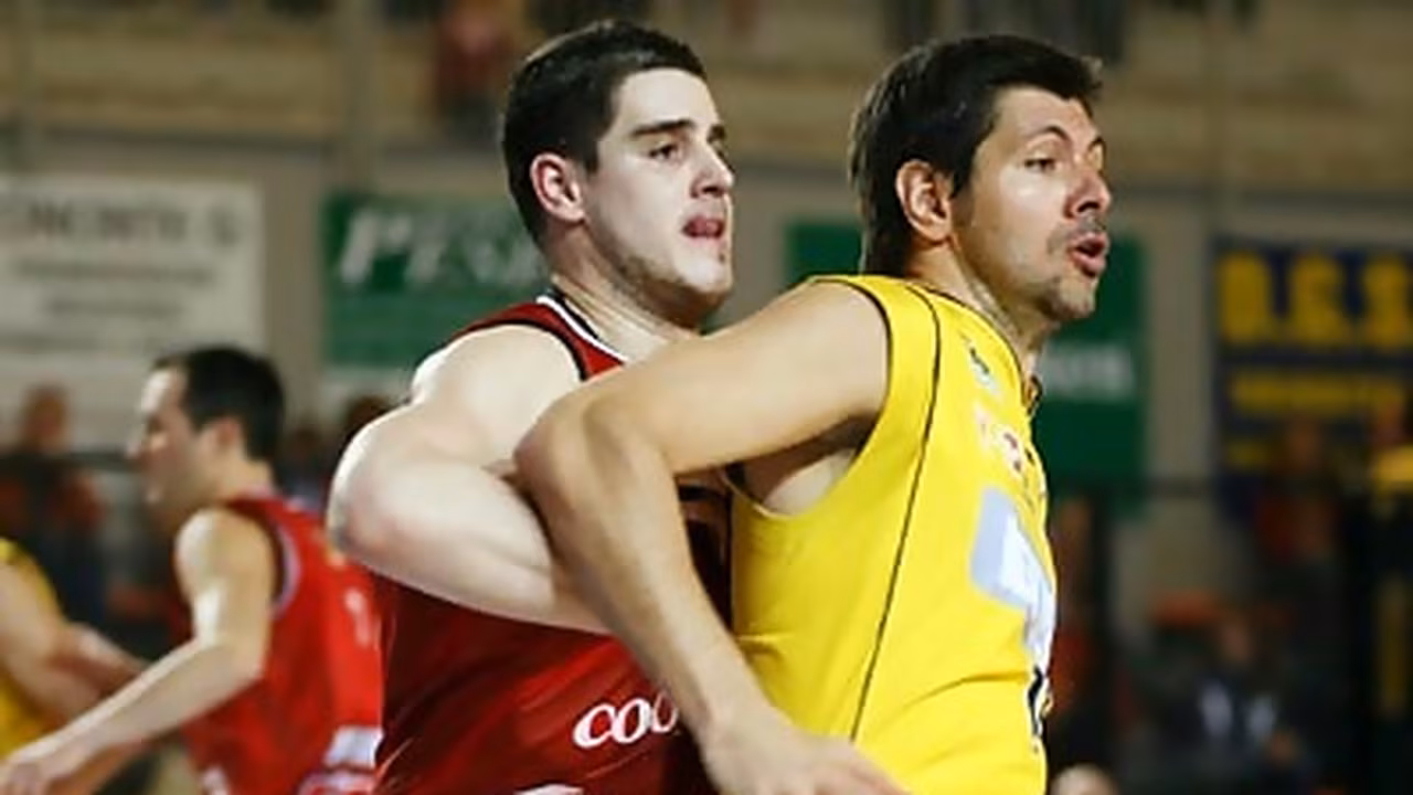Otro más para Huelva: Dusan Jelic