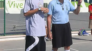 El maestro de tiro Randy Knowles, en Alcoy