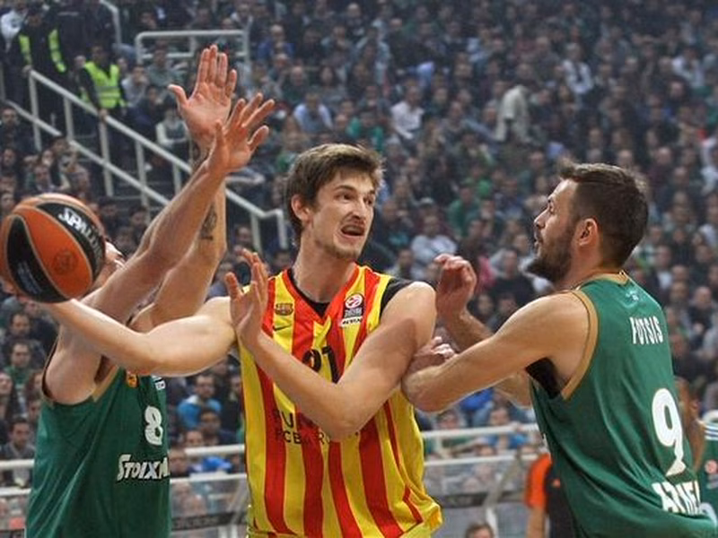 Acuerdo entre Tibor Pleiss y Utah Jazz; Bargnani, ¿a levantar el vuelo en los Kings?