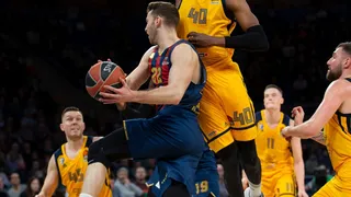 Fall decide al final y Baskonia gana a Khimki (83-79)
