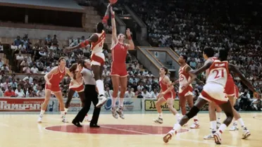 La relación de Mijaíl Gorbachov con el baloncesto. Capítulos para la historia