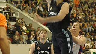 El Real Madrid puede recuperar a Reyes y Fotsis; a Bennett, no