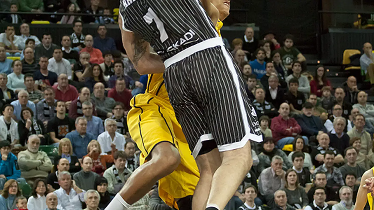 Solobasket One on One Copa del Rey 2013 (IV): Herbalife Gran Canaria vs Uxue Bilbao Basket
