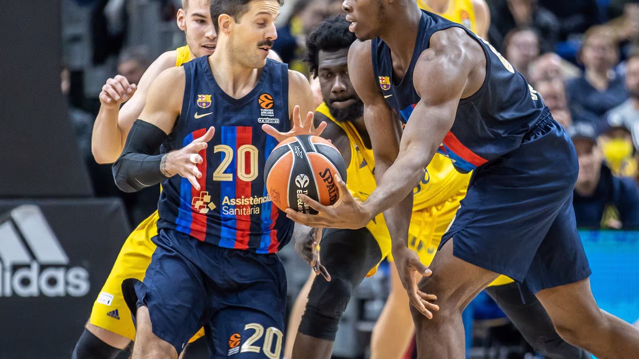James Nnaji seguirá de blaugrana una temporada más