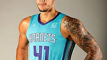 Willy Hernángómez: “Jordan me dice que quiere ver una bestia en la cancha”