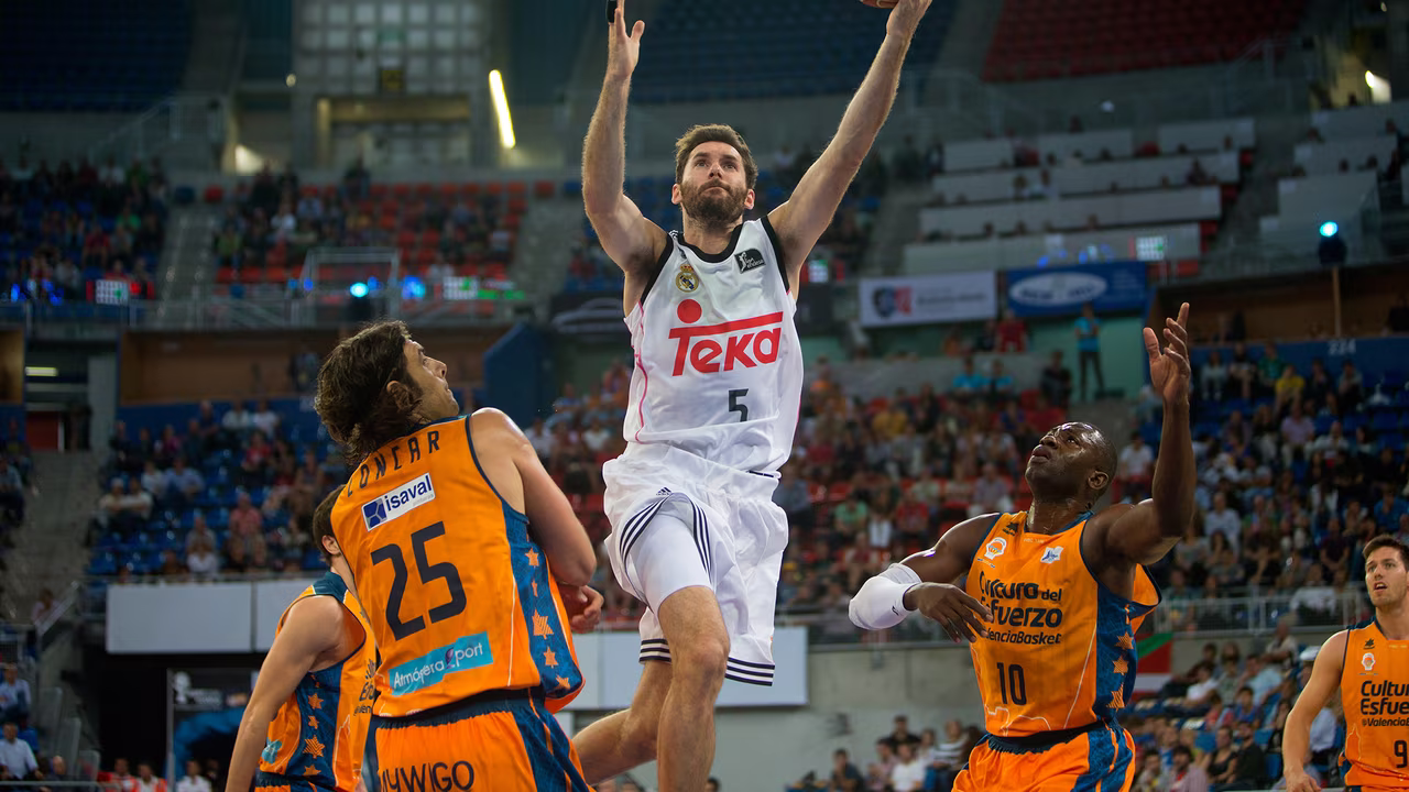 Rudy y Llull ponen al Madrid en la final desde más allá del 6.75 (89-76)