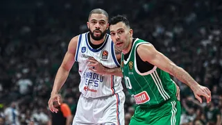 El fichaje más esperado de Valencia Basket está en manos de Baskonia