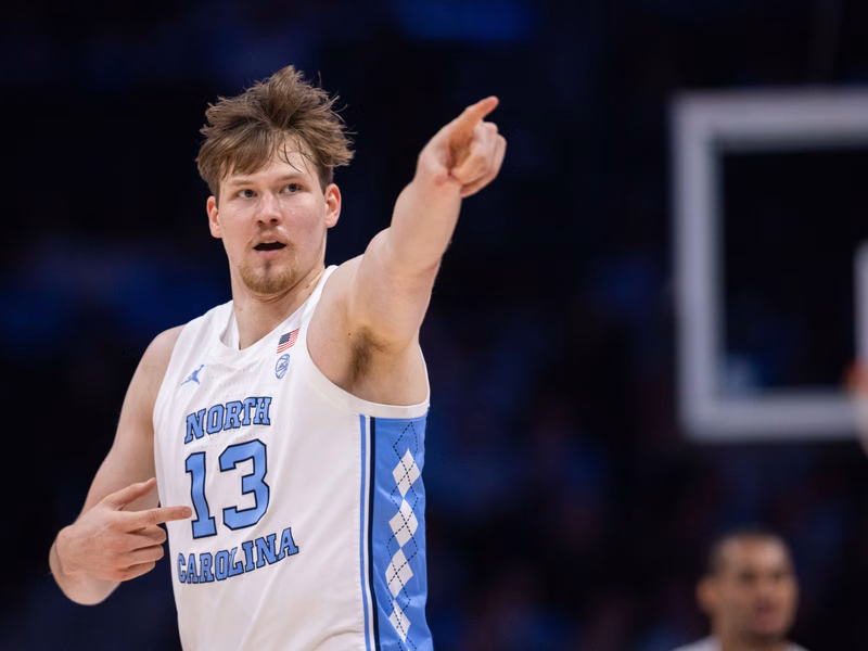 Lakers apunta a Veesaar en el Draft 2026: el perfil del pívot que encaja junto a Dončić