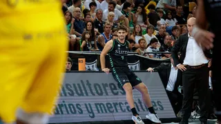 El Bilbao Basket se despide de un emblema: “Nos ha enseñado a levantarnos”