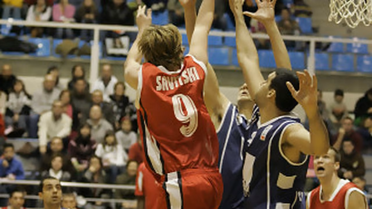 Antón Savitski se incorpora a Rayet Guadalajara