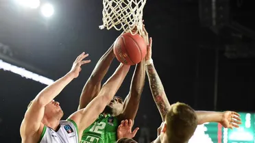 La Penya cae en un final apretado ante el Darussafaka (92-86)