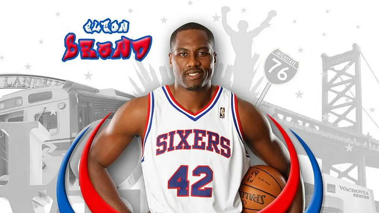 Elton Brand seguirá aportando su veteranía a la pintura de Philadelphia Sixers
