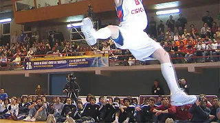 Finalmente los Clippers fichan al jovencísimo matador Korolev