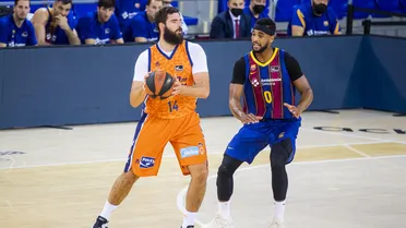 La mejora de Bojan Dubljevic hasta convertirse en el mejor pívot pasador de la ACB