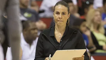 Los Bucks entrevistarán a Becky Hammon para el puesto de entrenador