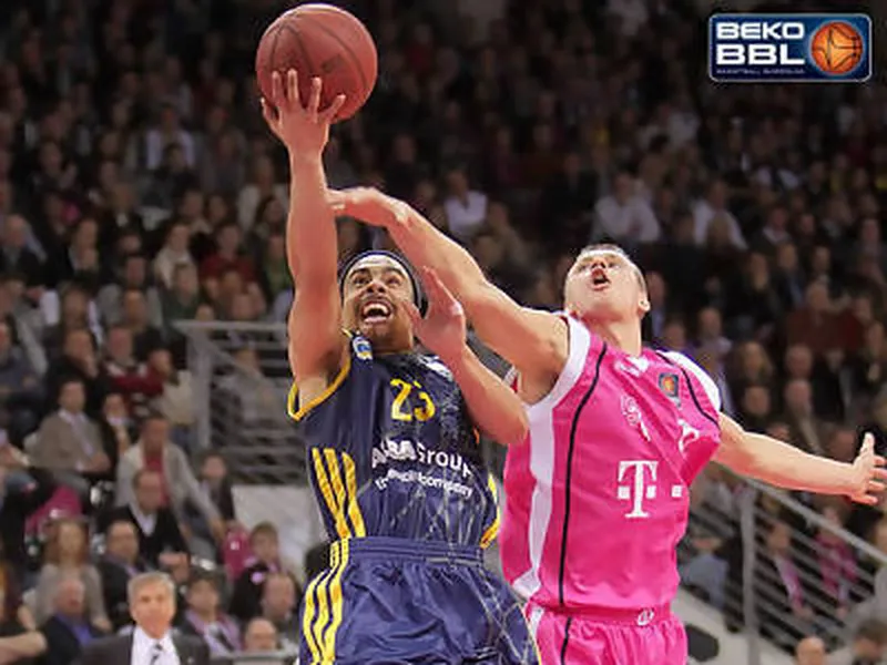 Liga Alemana (J19): Bamberg y Ulm no ceden. Bonn vs Berlín, el clásico más apretado