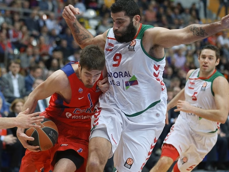 Higgins primero, y De Colo después, maniatan a un Baskonia poco regular