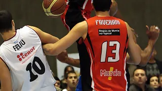 Valladolid volverá a pescar en la Adecco Oro: Michael Umeh, nueva incorporación