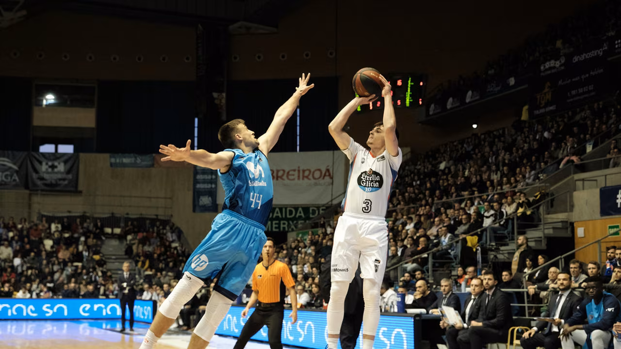 Monbus Obradoiro arrasa con un Estudiantes que no jugó a nada (78-57)