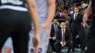 Carles Duran cesado como técnico del RETAbet Bilbao Basket