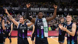 Las victorias de Surne Bilbao Basket llegan con los dobles dobles de Ángel Delgado