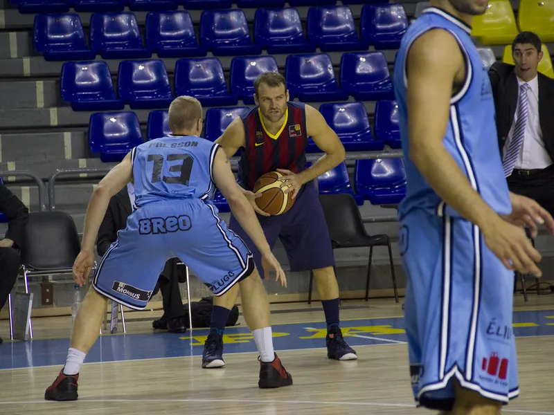 Breogán se suma a la tripleta de invictos. Oviedo se estrena. Castro ratifica su MVP